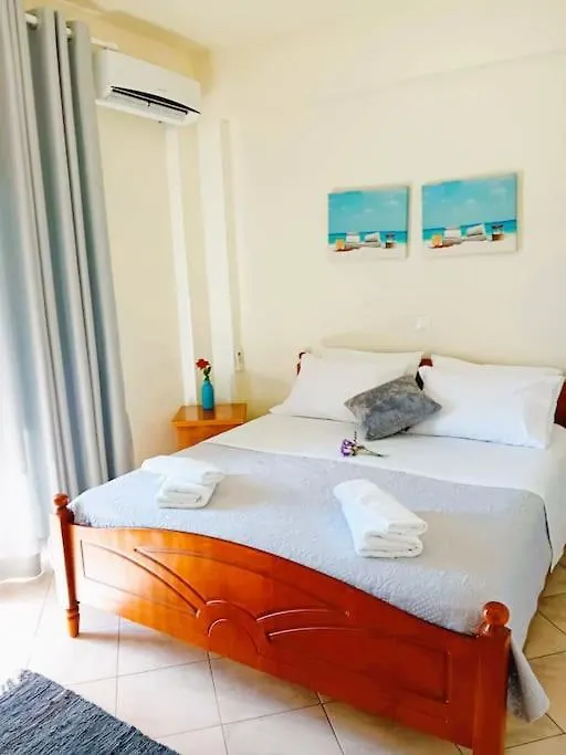 Sea Side Serenity 5 Himare 0*,  Albania